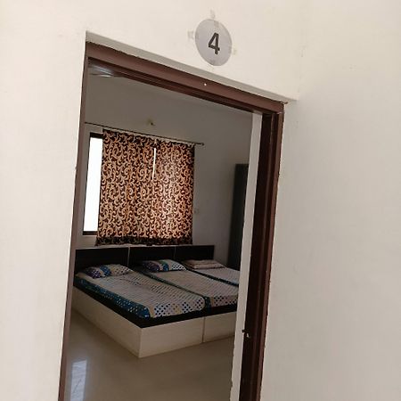 The Comfort Zone Hotel Udaipur Esterno foto