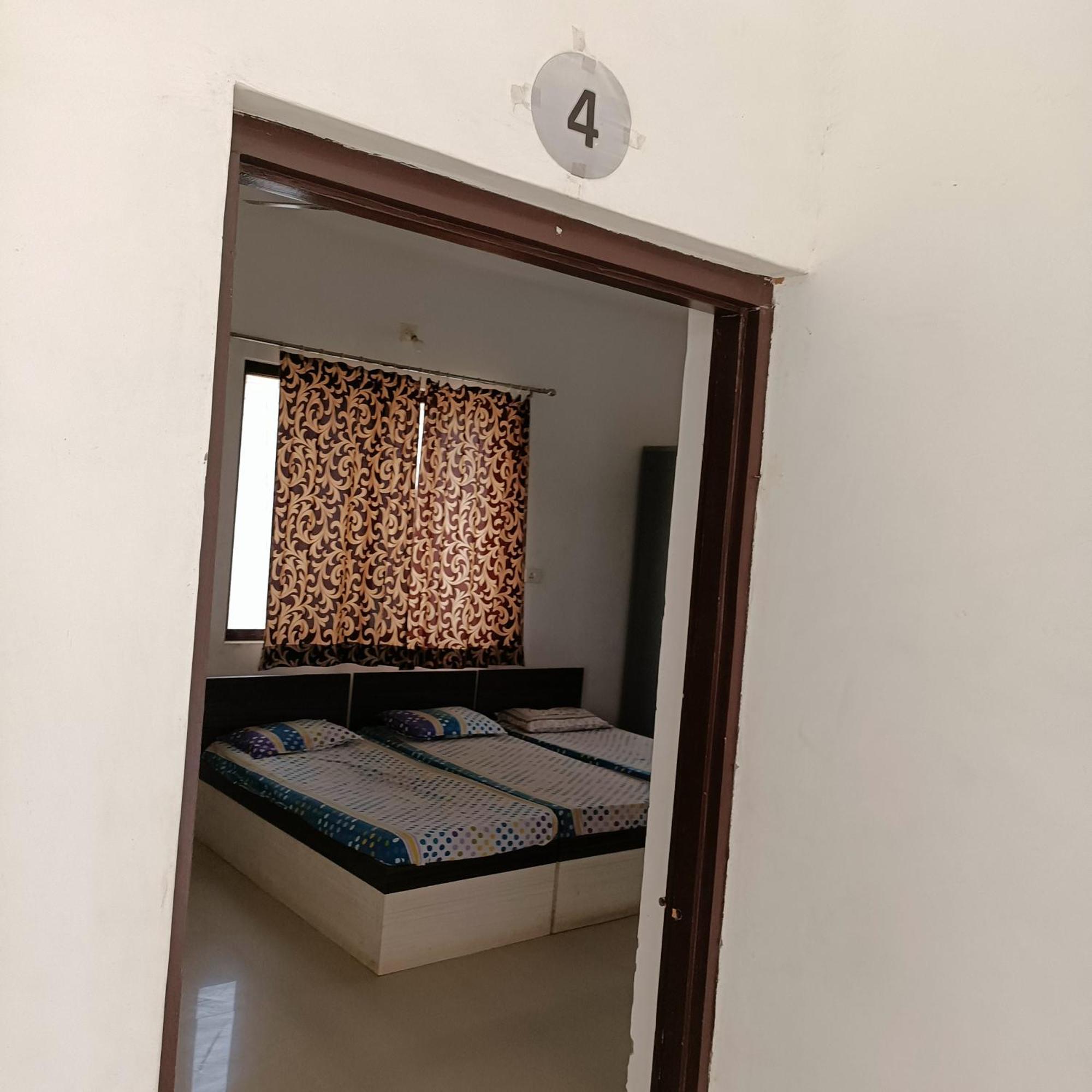 The Comfort Zone Hotel Udaipur Esterno foto