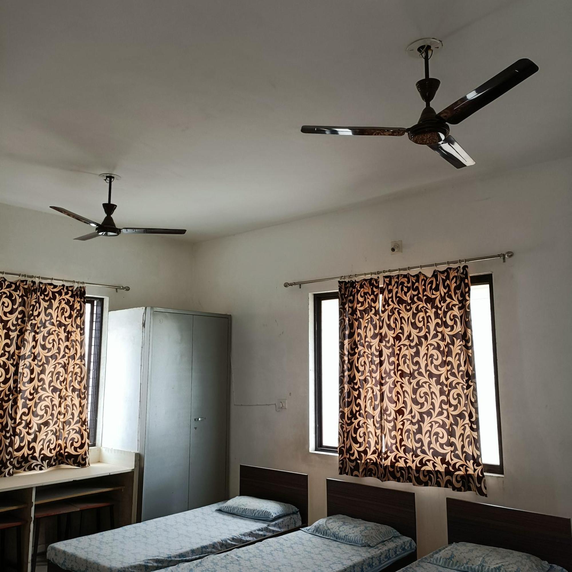 The Comfort Zone Hotel Udaipur Esterno foto